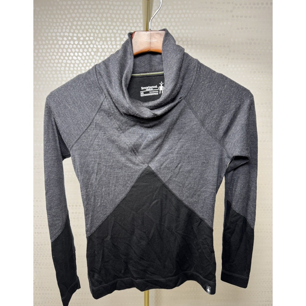 Smartwool Merino 250 Women's XS Cowl Neck Base Layer Top Gray Black Colorblock
